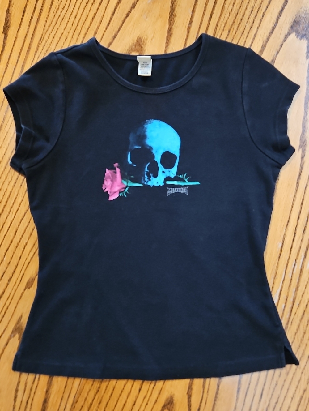 Metallica Vintage 90s Black Short Sleeve Tee with Blue Skull & Pink Rose Graphic